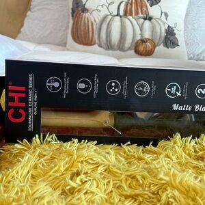 New ceramic curling iron